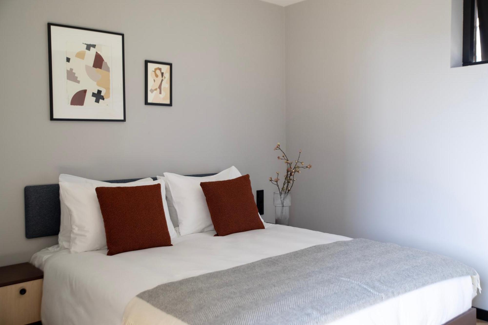 Bob W Amsterdam Noord Lejlighedshotel Værelse billede