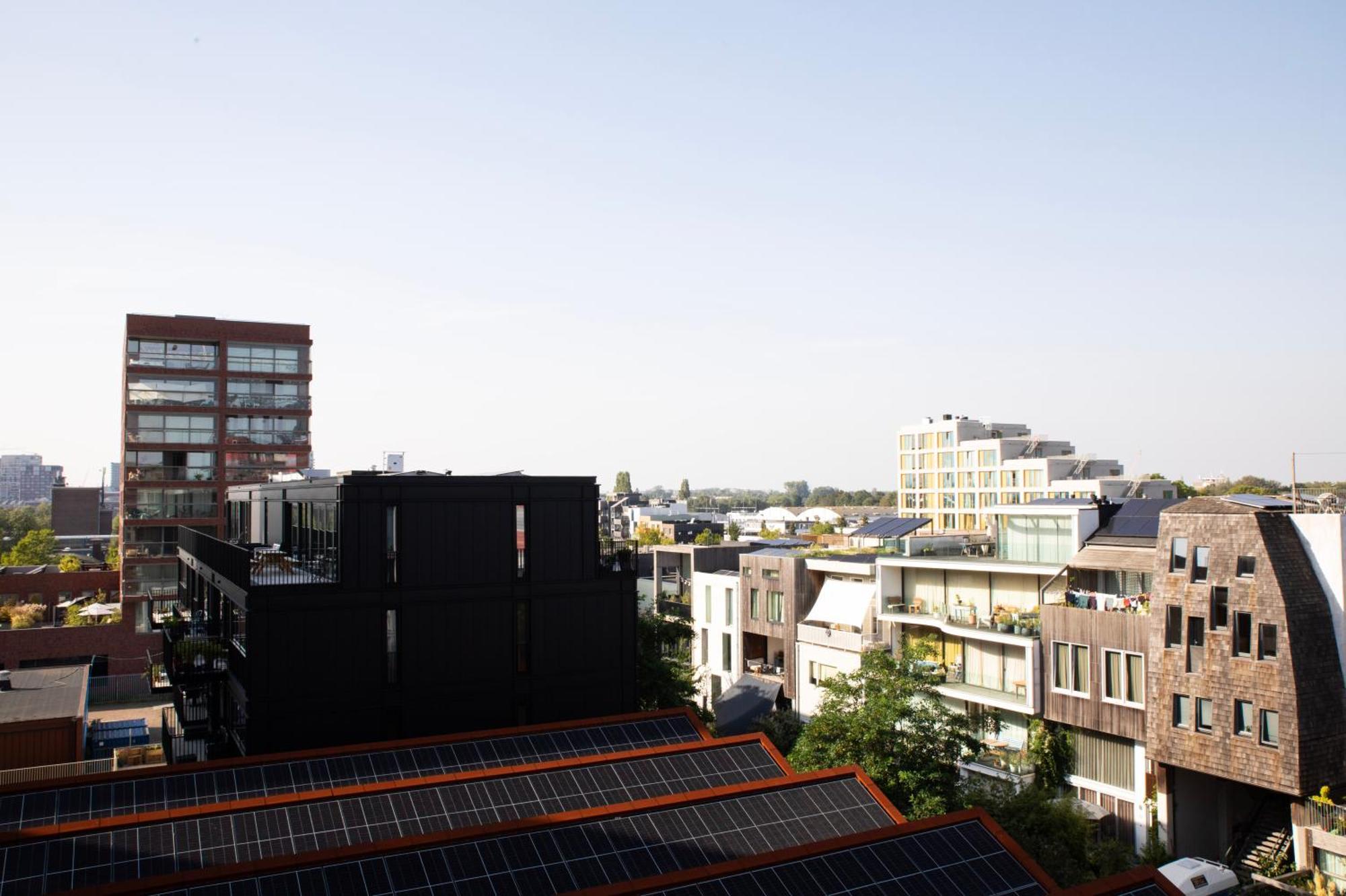 Bob W Amsterdam Noord Lejlighedshotel Værelse billede