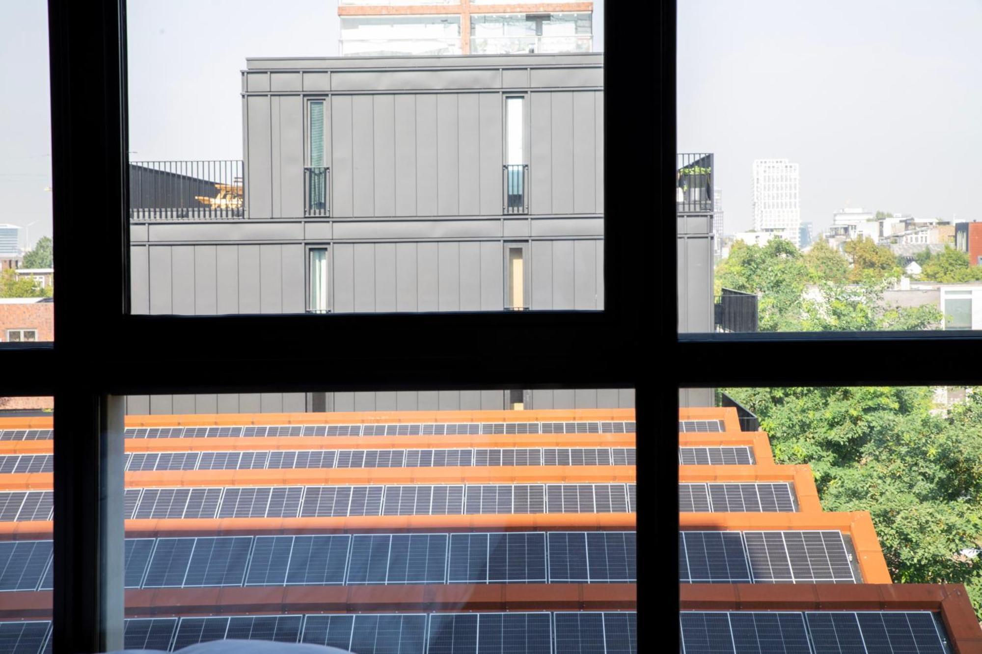 Bob W Amsterdam Noord Lejlighedshotel Værelse billede